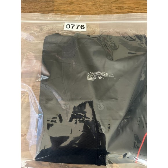 Nike Golf Dri-Fit Women’s Sz Medium‎ Black Short Sleeve 1/4 Button Up Polo Shirt - Picture 8 of 8